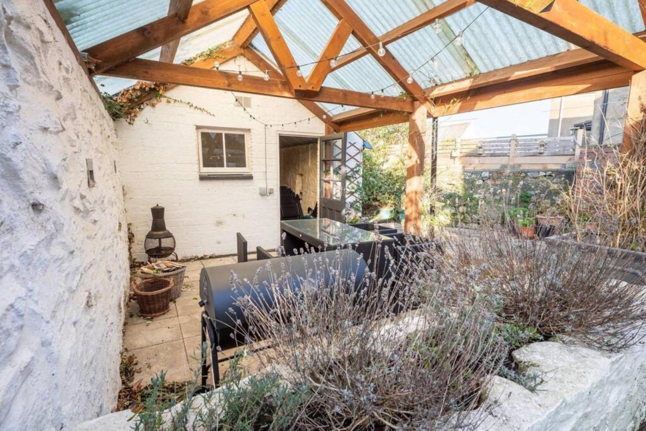 Cosy Welsh Cottage In St Davids Centre With Garden Экстерьер фото