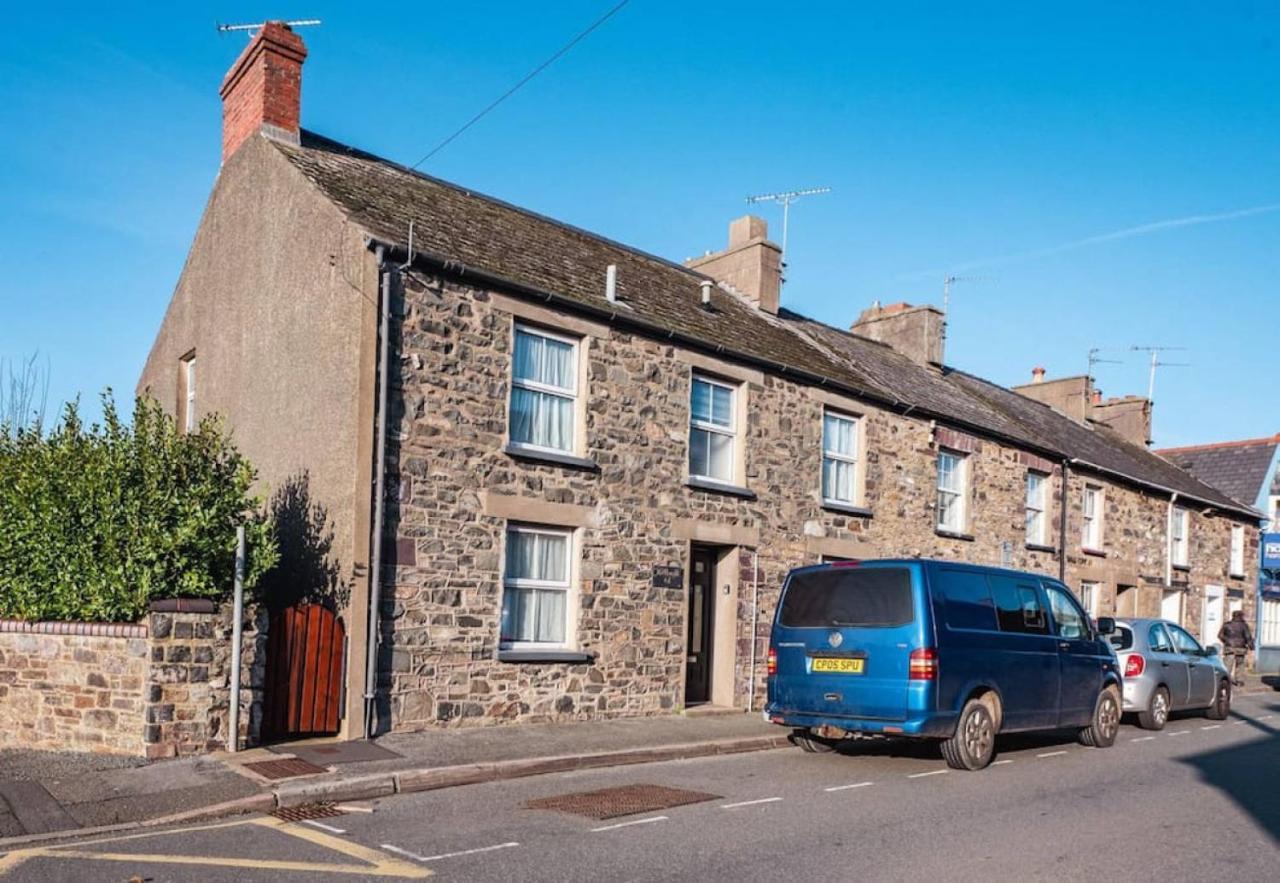 Cosy Welsh Cottage In St Davids Centre With Garden Экстерьер фото