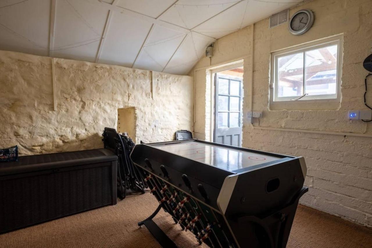 Cosy Welsh Cottage In St Davids Centre With Garden Экстерьер фото