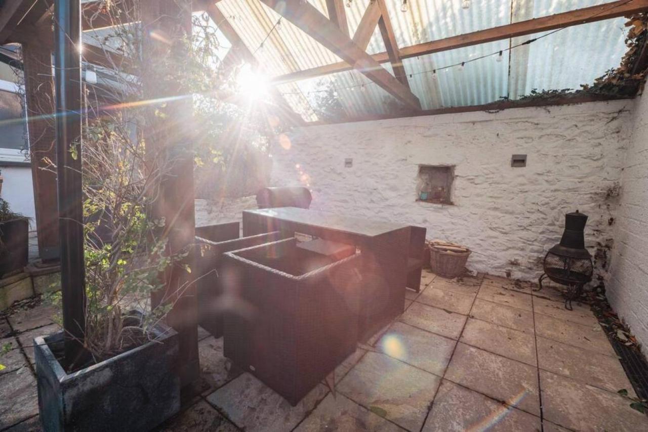 Cosy Welsh Cottage In St Davids Centre With Garden Экстерьер фото